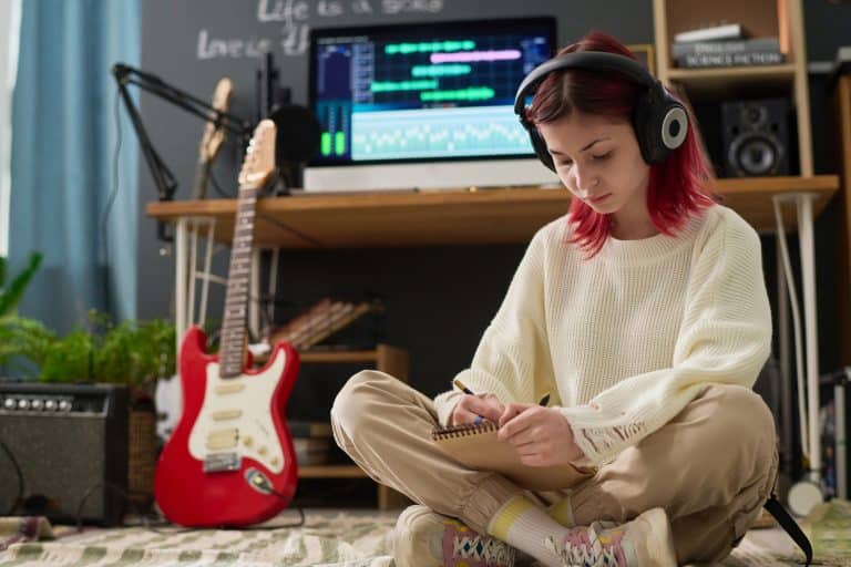 Yapay Zeka ile Şarkı Yarışması