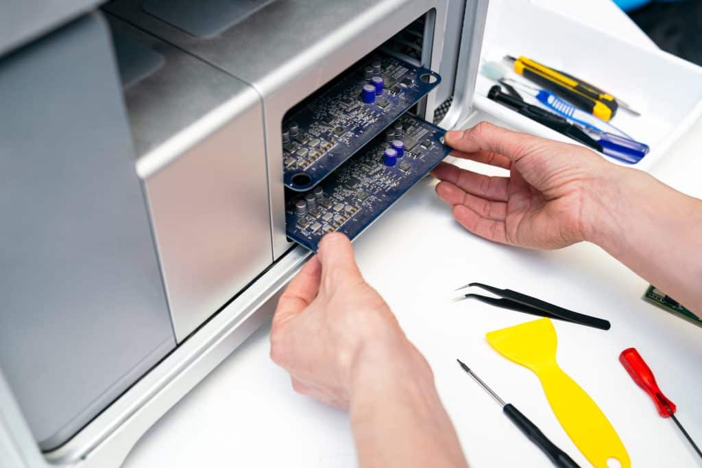 Computer Repair Service Installing Server Memory Modules